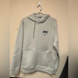 American Eagle light gray hoodie